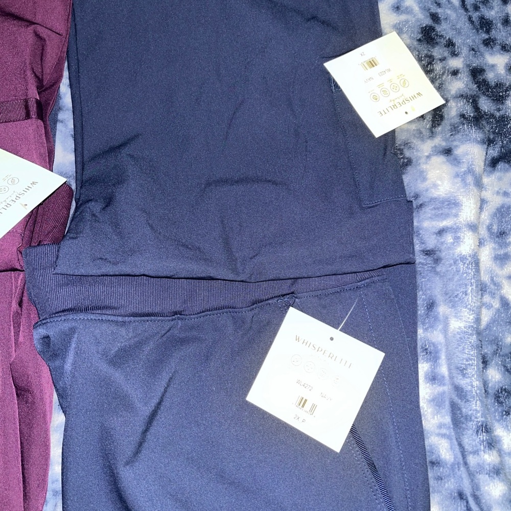 Scrub sets - Picture 3 of 5
